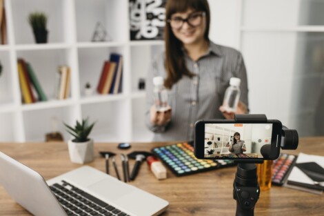 video marketing reel vlog video live